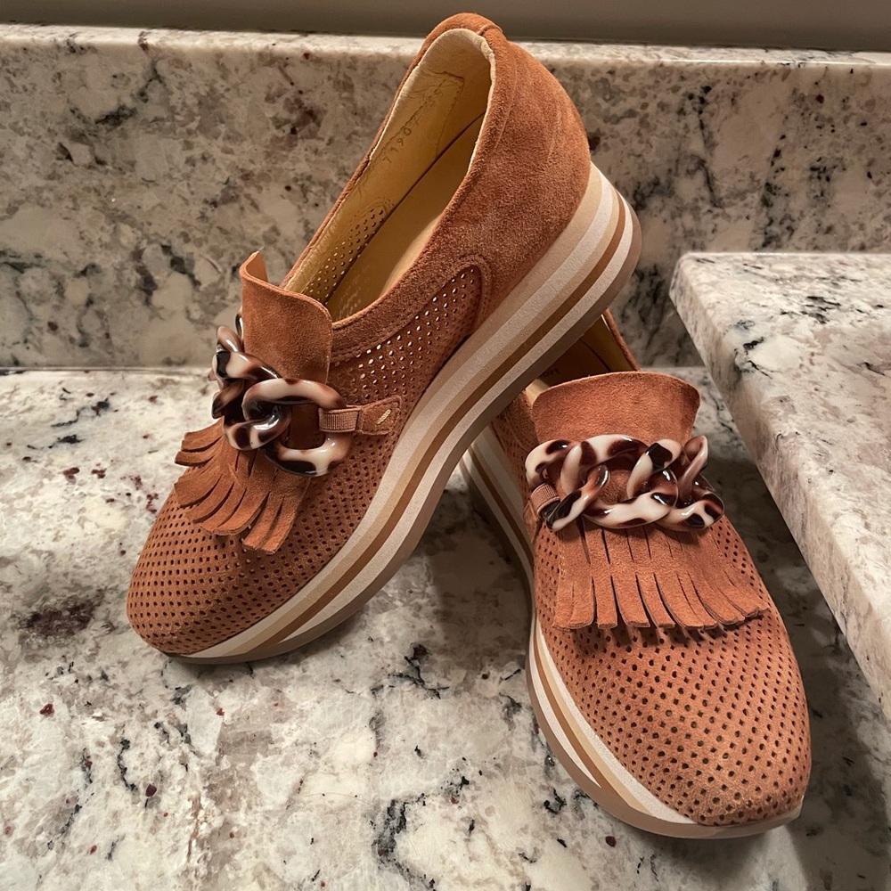 Softwaves Sneakers